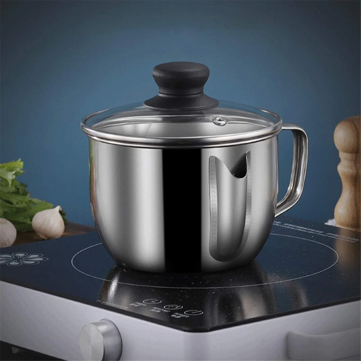 Stainless Steel Fat Separator 1L/4 Cup Gravy Grease with Strainer and Glass Lid Soup Oil Cup – Durable Stainless Steel Construction with a Practical Everyday Design