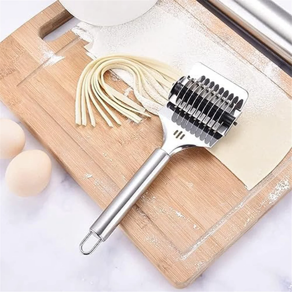 High Grade Stainless Steel Noodle Lattice Roller Dough Cutter for Kitchen Cooking Tools – Durable Stainless Steel Construction with a Practical Everyday Design